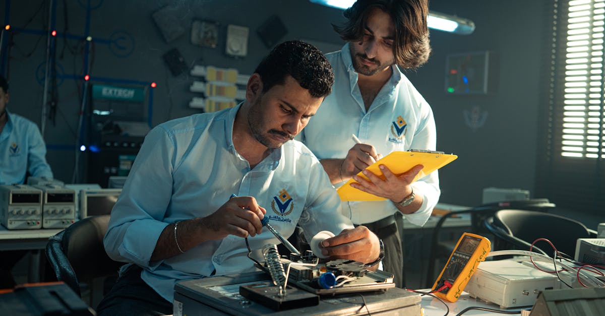 卖vx的网站：金融怪杰app详情下载教程