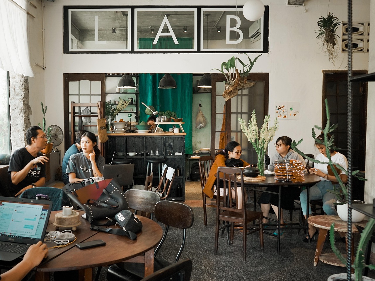 摩天2哪些平台购买手机好用