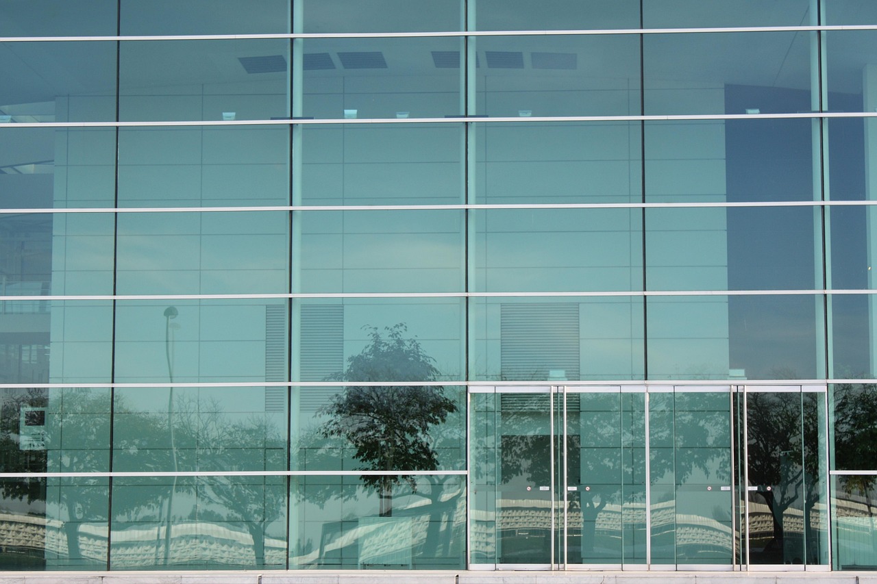 实名QQ号买卖：东莞长安代理注册哪家专业